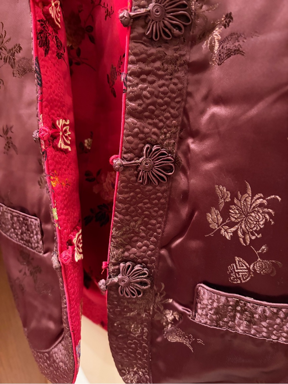 Vintage Red Floral Embroidered Reversible Chinese Traditional Vest - Picture 9 of 12